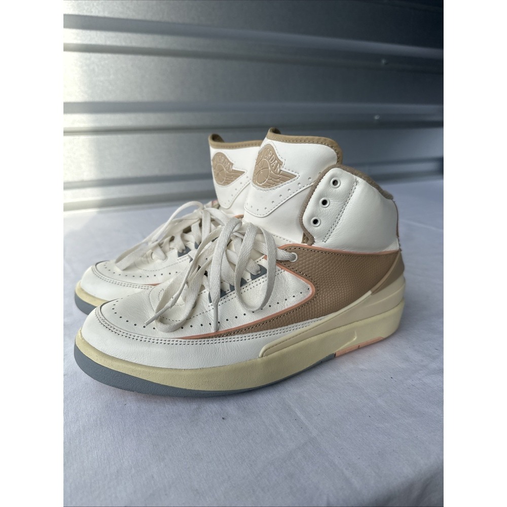 Air Jordan 2 Retro Sunset Haze Size 10.5 Womens Sail Desert Sunset Sneakers